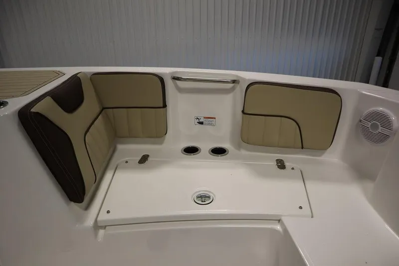 Slide: The Image of Yamaha 222 FSH Sport 2024 - 70
