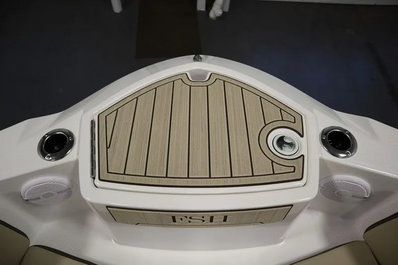 Slide: The Image of Yamaha 222 FSH Sport 2024 - 75