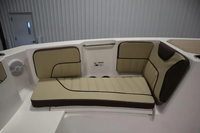 Slide: The Image of Yamaha 222 FSH Sport 2024 - 76