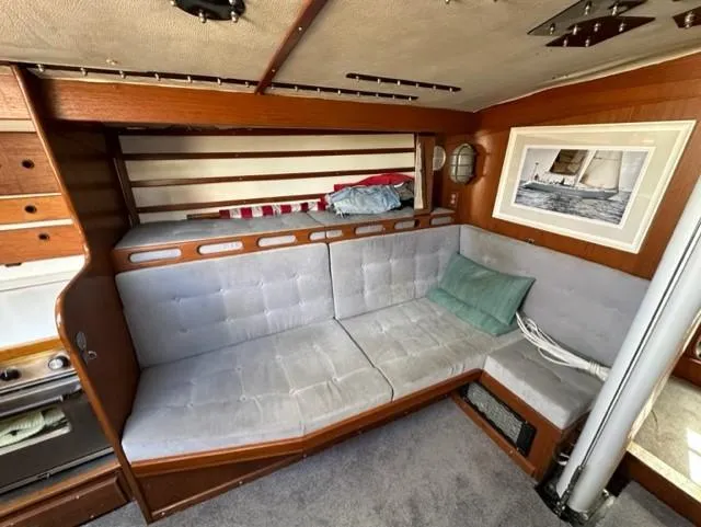 Slide: The Image of PORT SETTEE W/PILOT BERTH - 24