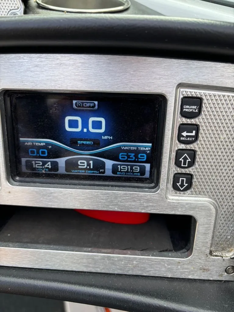 Slide: The Image of MasterCraft X30 2014 - 9