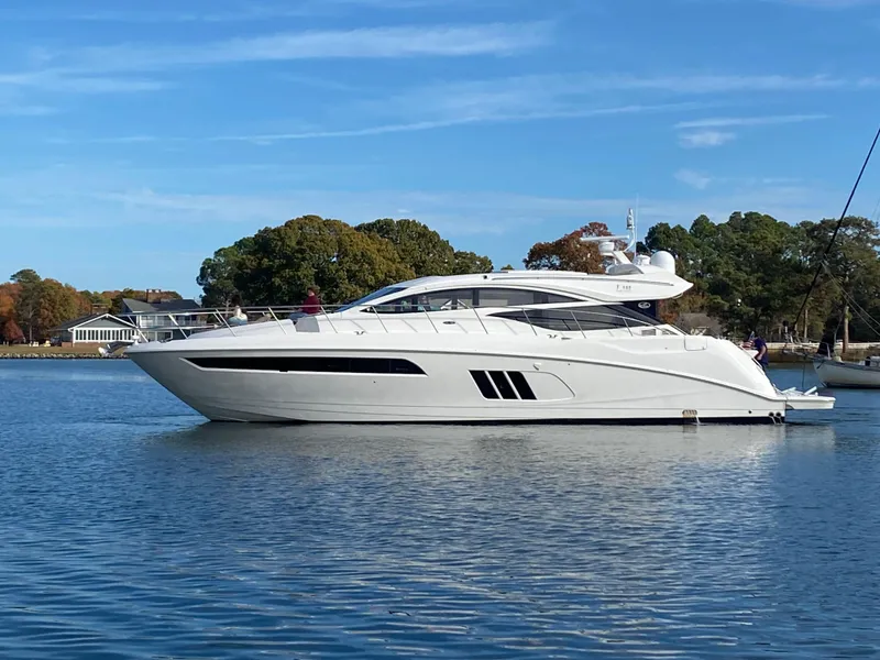 Slide: The Image of 2017 Sea Ray L590 - 5