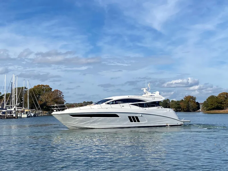 Slide: The Image of 2017 Sea Ray L590 - 7