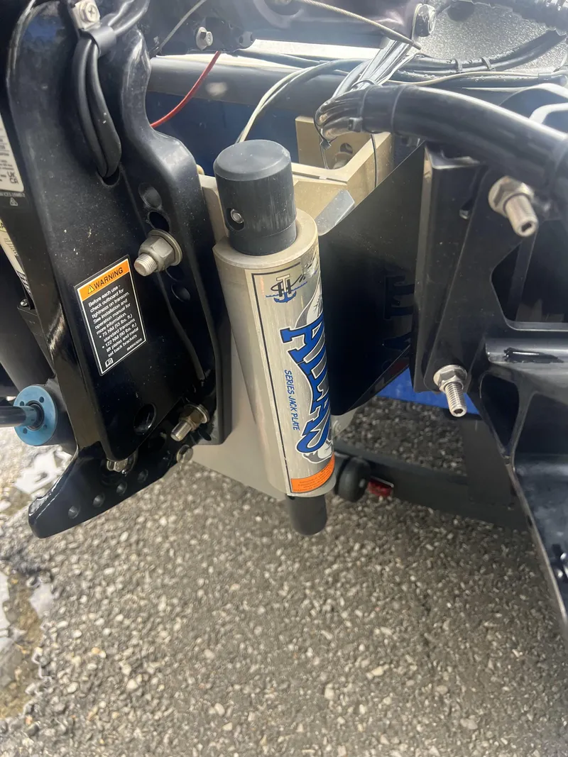 Slide: The Image of Falcon F21 Predator 2023 - 14