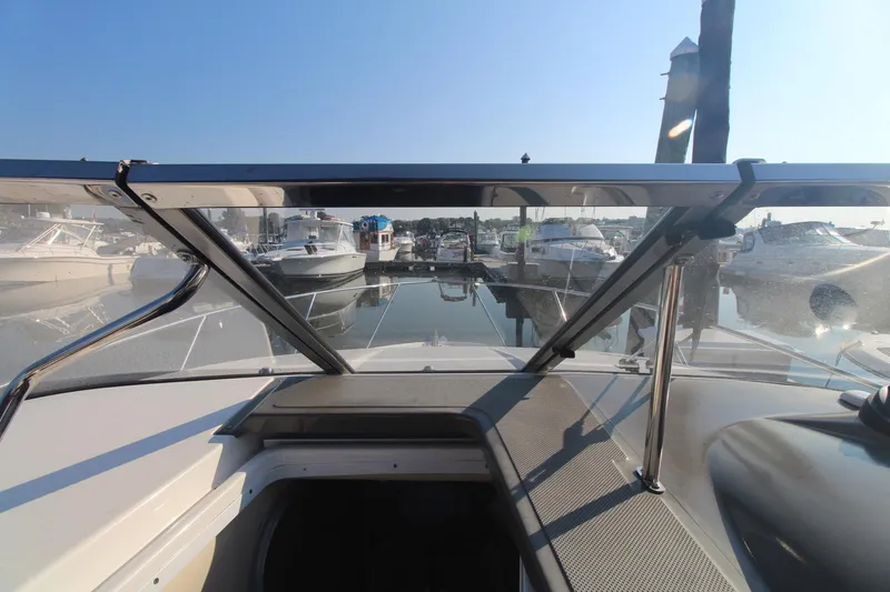 Slide: The Image of Regal 2565 Window Express 2007 - 14