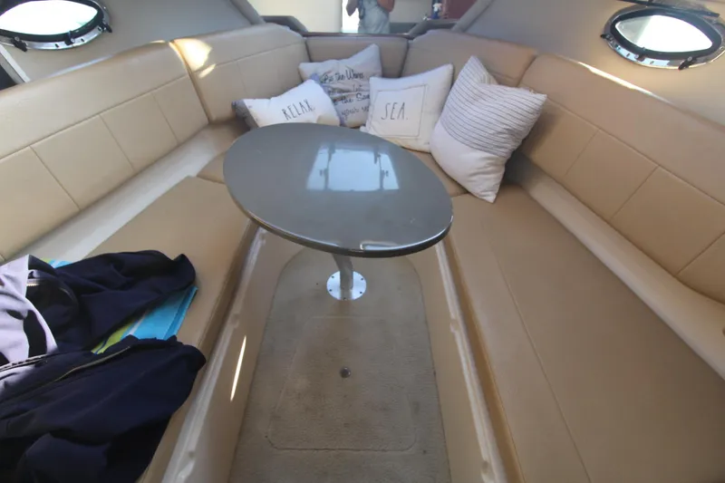 Slide: The Image of Regal 2565 Window Express 2007 - 16