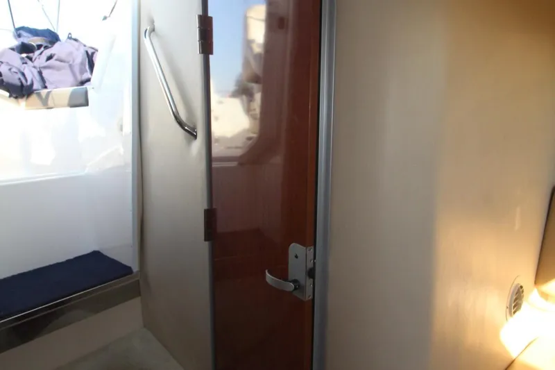 Slide: The Image of Regal 2565 Window Express 2007 - 27