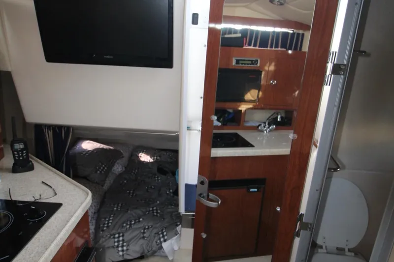 Slide: The Image of Regal 2565 Window Express 2007 - 29