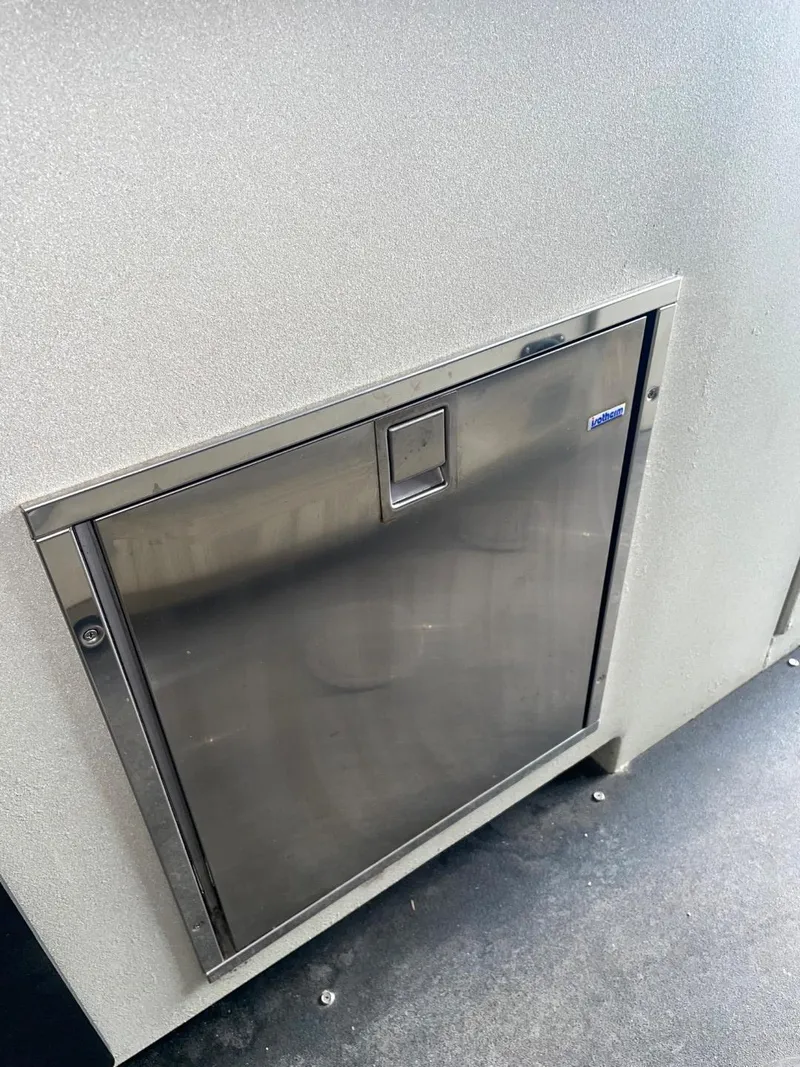 Slide: The Image of Glacier Craft Custom Aluminum 2010 - 67