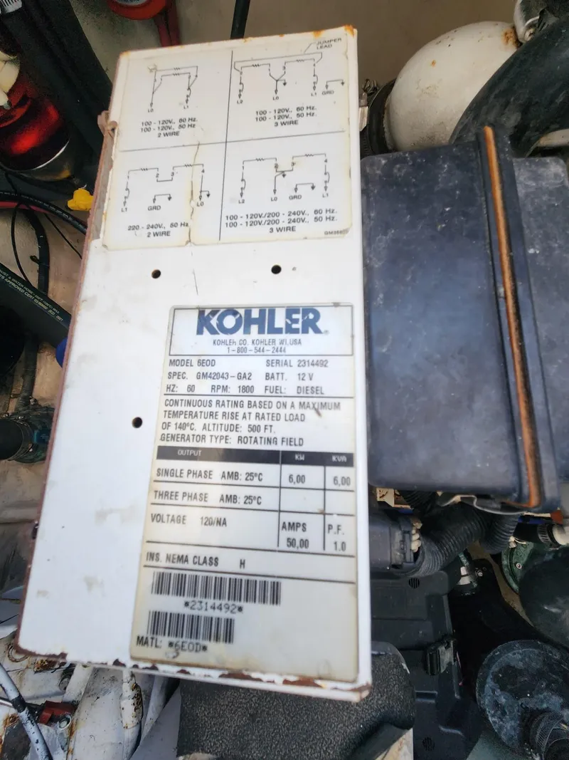 Slide: The Image of Luhrs 36 Open 2004 - 52