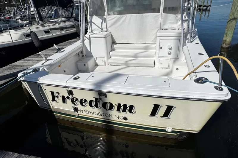 Slide: The Image of Luhrs 36 Open 2004 - 75