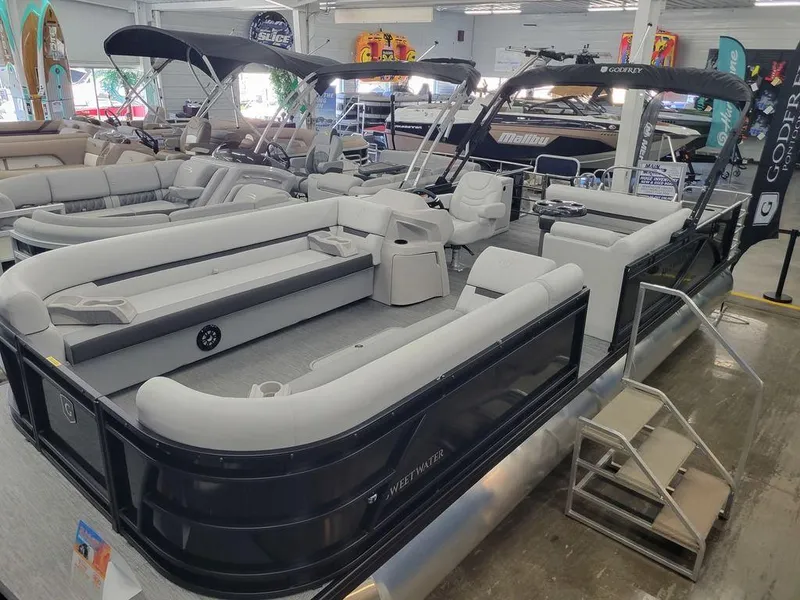 Slide: The Image of Godfrey Sweetwater 2486 SFL GTP 27 in. Center Tube Package 2024 - 1