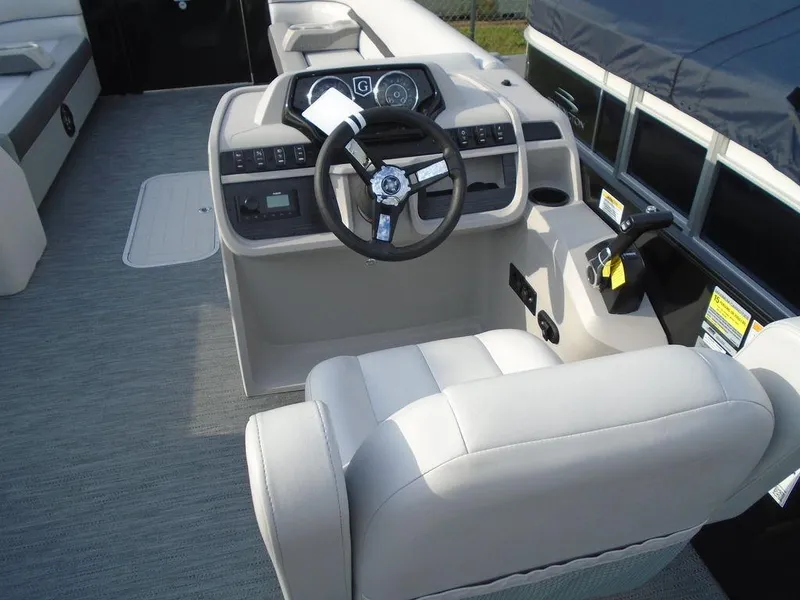 Slide: The Image of Godfrey Sweetwater 2486 SFL GTP 27 in. Center Tube Package 2024 - 12