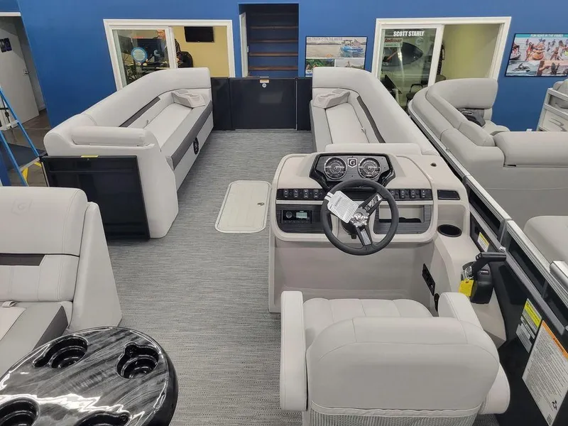 Slide: The Image of Godfrey Sweetwater 2486 SFL GTP 27 in. Center Tube Package 2024 - 2