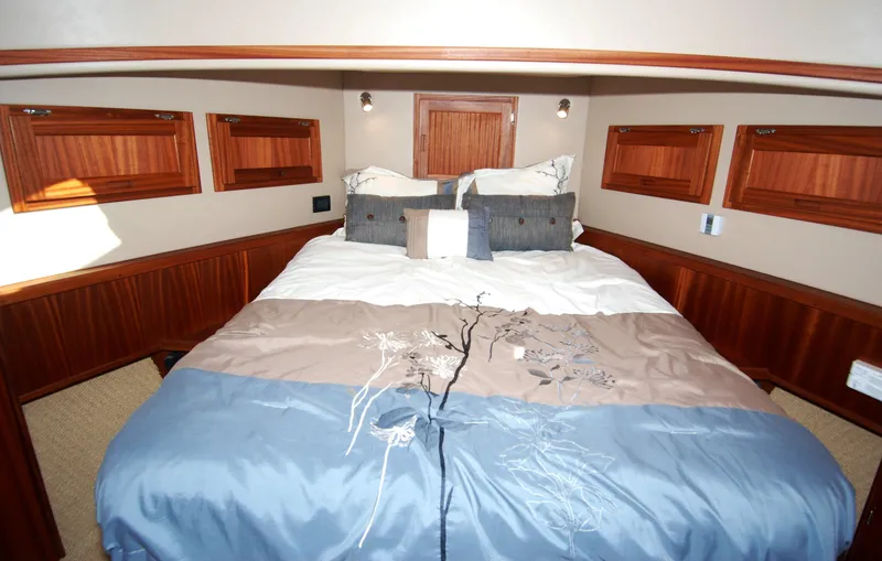 Slide: The Image of Master stateroom - 19