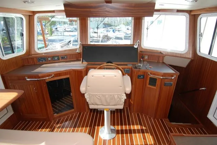 Slide: The Image of Raised Pilothouse - 50