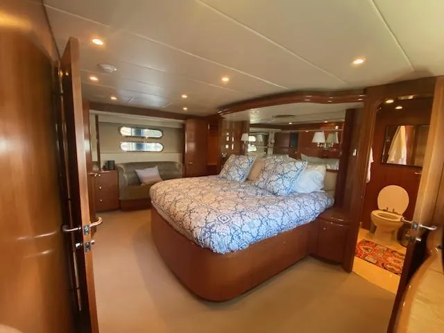Slide: The Image of Luxurious master bedroom in 2007 Regency Yachts 670 Pilothouse with ensuite bathroom. - 20