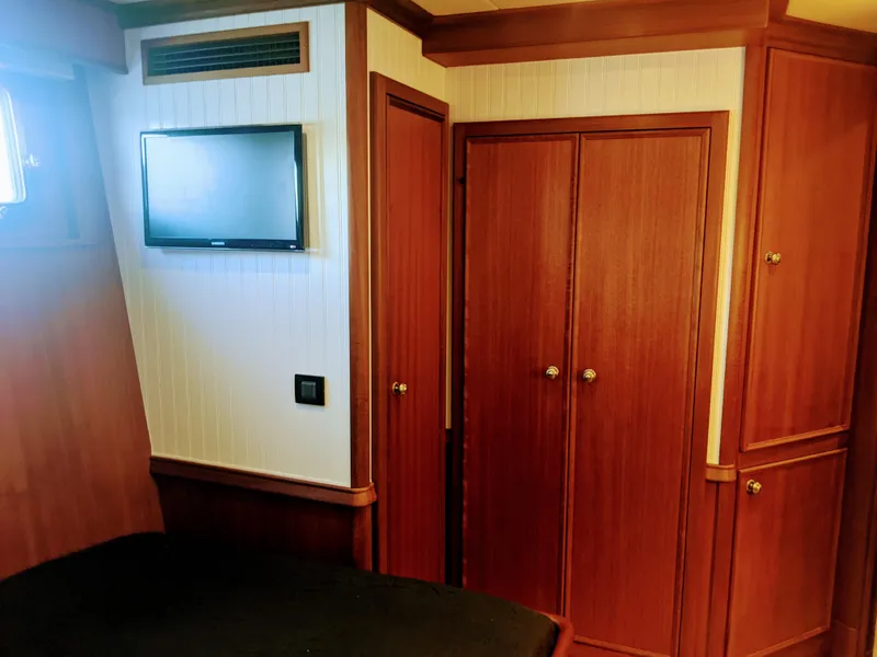 Slide: The Image of Captain/Guest Stateroom - 35