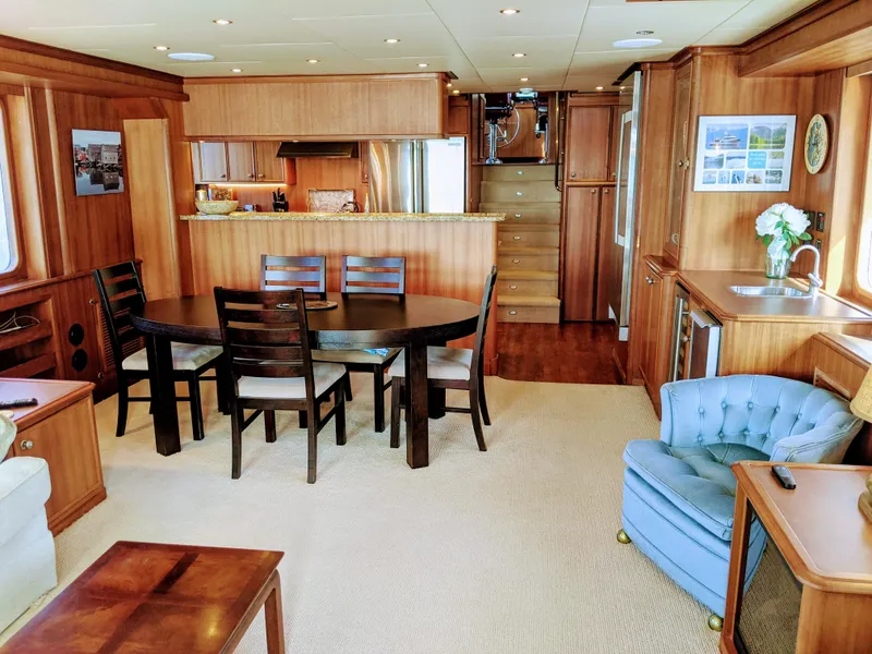 Slide: The Image of Saloon - 41