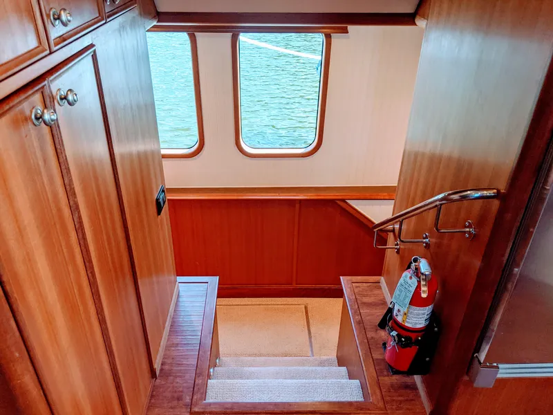 Slide: The Image of Stairway Below to Master and Guest SR - 50