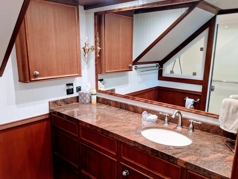 Slide: The Image of Master Stateroom Head - 66