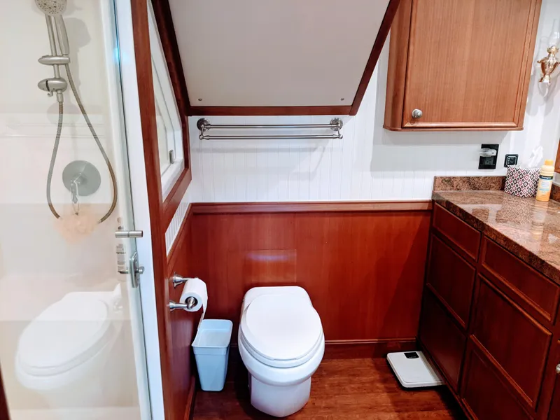 Slide: The Image of Master Stateroom Head/Shower - 68