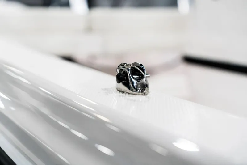 Slide: The Image of Edgewater 158CS 2024 - 18