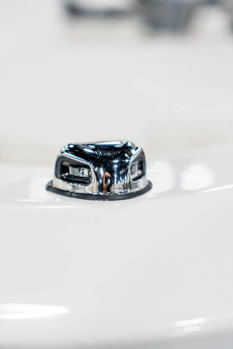 Slide: The Image of Edgewater 158CS 2024 - 8