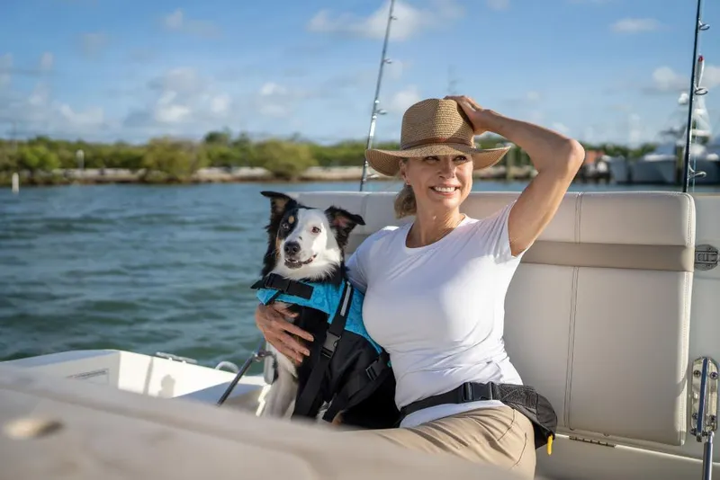 Slide: The Image of Boston Whaler 280 Dauntless 2024 - 118