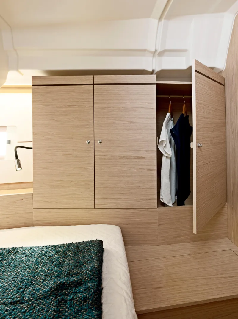 Slide: The Image of 2023 Beneteau Oceanis 46.1 - Berth lockers - 18