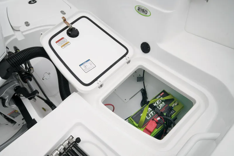 Slide: The Image of Manufacturer Provided Image: Tahoe 2150 CC - 50