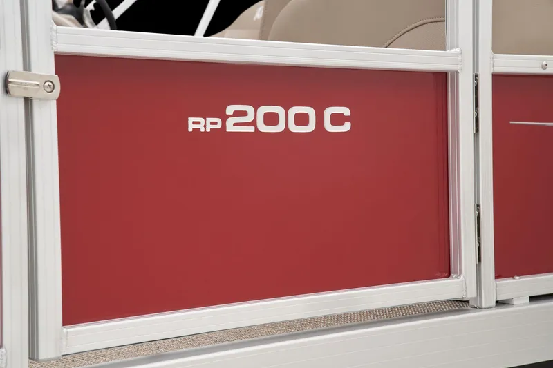 Slide: The Image of Ranger Reata 200C 2024 - 41