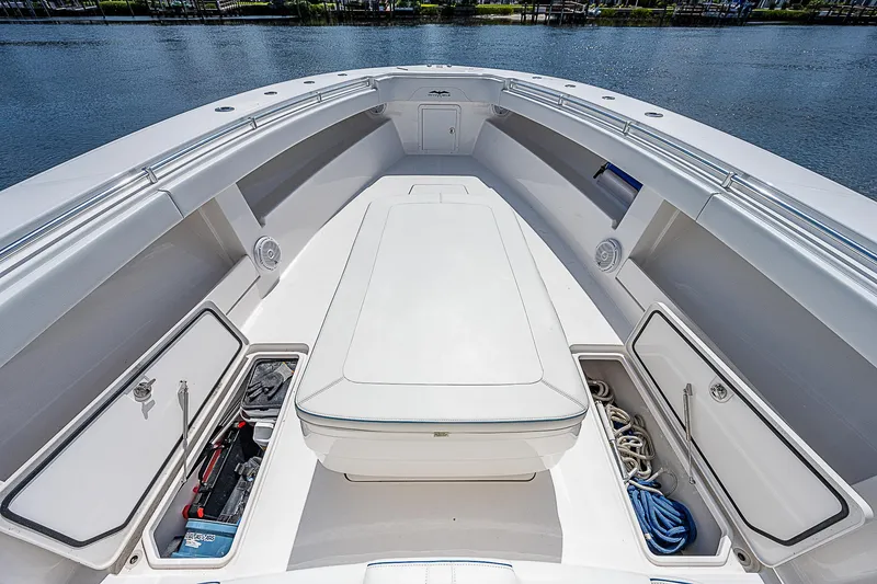 Slide: The Image of Invincible 42 Open Fisherman 2018 - 13