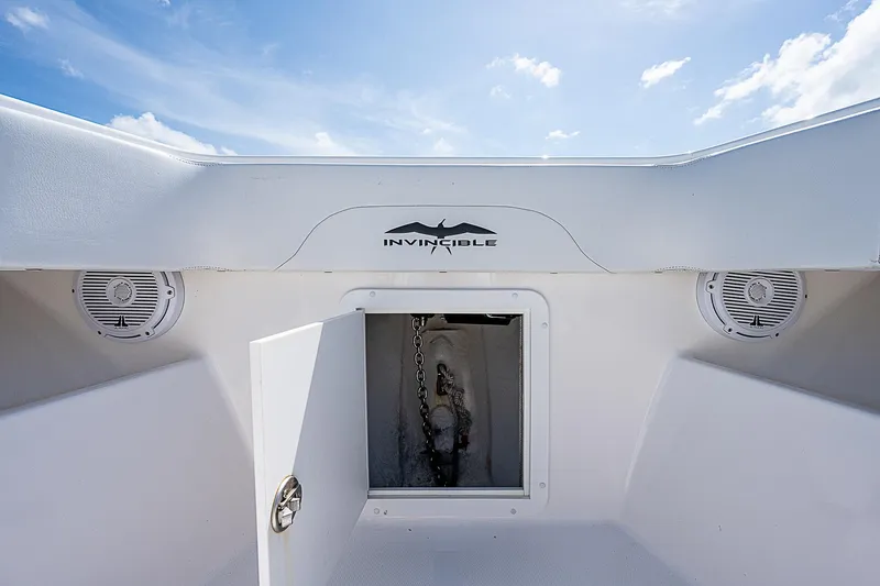 Slide: The Image of Invincible 42 Open Fisherman 2018 - 15