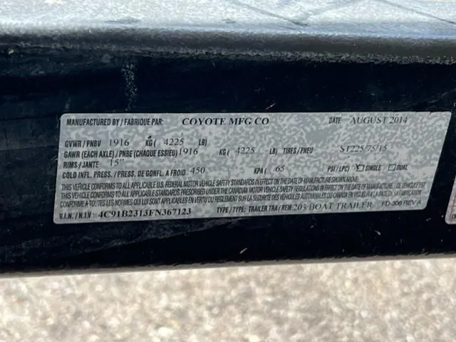 Slide: The Image of Label on 2015 Chaparral 203VR trailer by Coyote MFG Co, August 2014. - 17