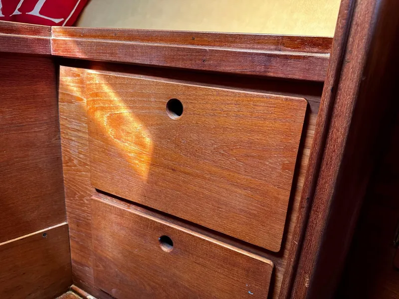 Slide: The Image of Sabre 28 Mk II 1978 - 21