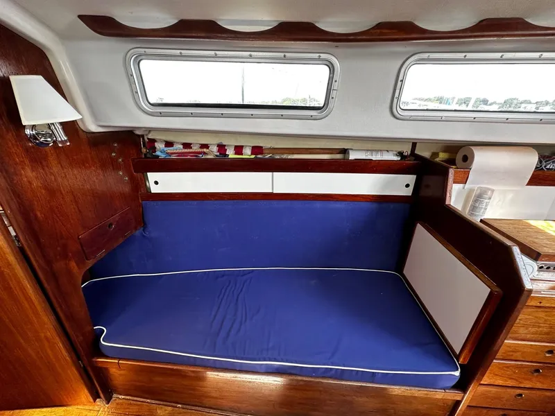 Slide: The Image of Sabre 28 Mk II 1978 - 34