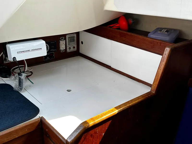 Slide: The Image of Sabre 28 Mk II 1978 - 41