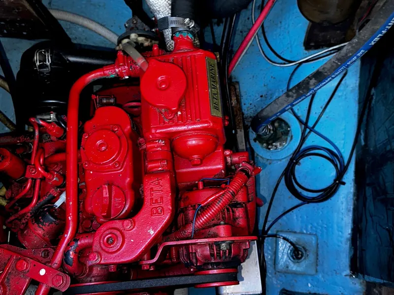 Slide: The Image of Sabre 28 Mk II 1978 - 43