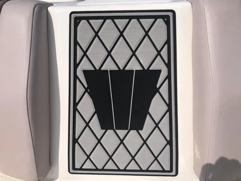 Slide: The Image of Wellcraft 242 Fisherman 2019 - 58