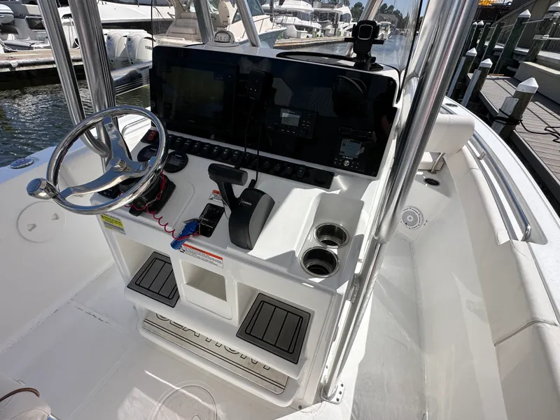 Slide: The Image of Sea Hunt 234 ULTRA 2021 - 13