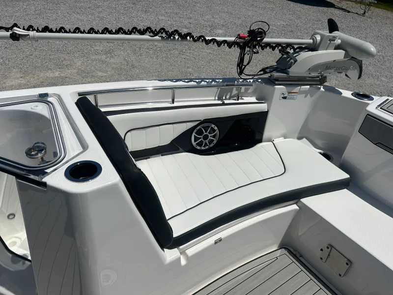 Slide: The Image of Yamaha 252FSH SPT 2023 - 30