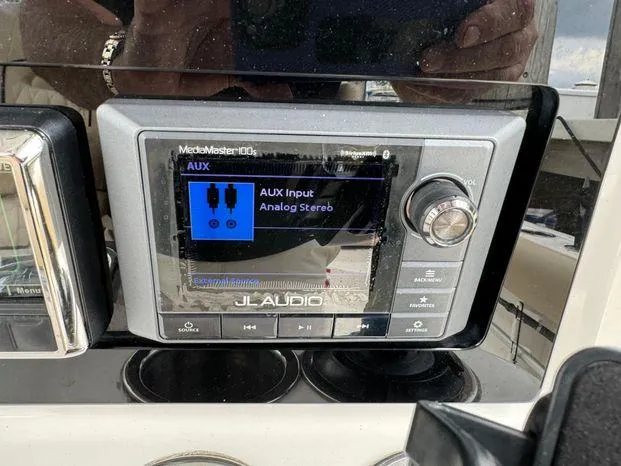 Slide: The Image of JL Audio MediaMaster 100s display on 2017 Sea Fox 288 Commander boat. - 22