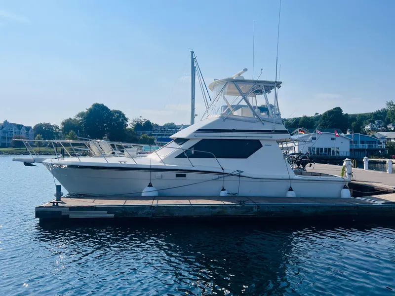 Slide: The Image of Hatteras 38 Convertible 1988 - 1