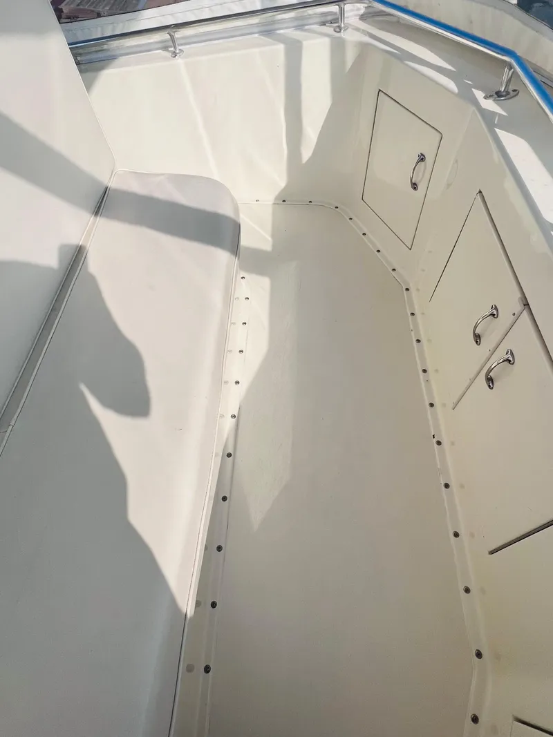 Slide: The Image of Hatteras 38 Convertible 1988 - 11