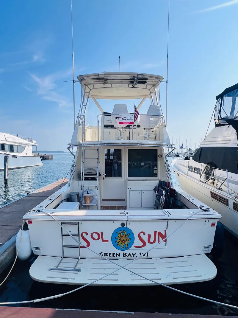 Slide: The Image of Hatteras 38 Convertible 1988 - 6