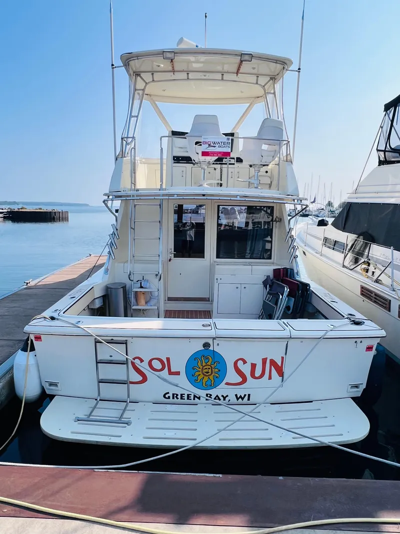 Slide: The Image of Hatteras 38 Convertible 1988 - 7