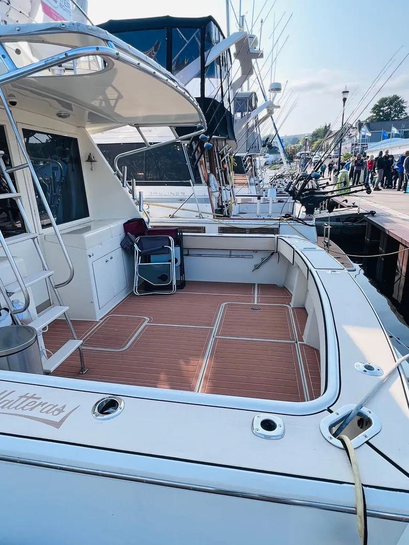 Slide: The Image of Hatteras 38 Convertible 1988 - 8