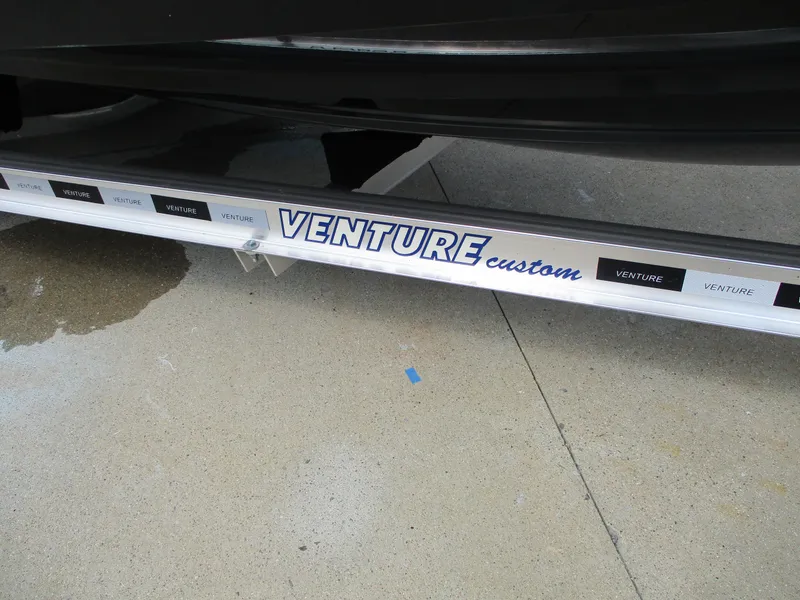 Slide: The Image of Venture Custom boat trailer for Chaparral 257 SSX 2015. - 15
