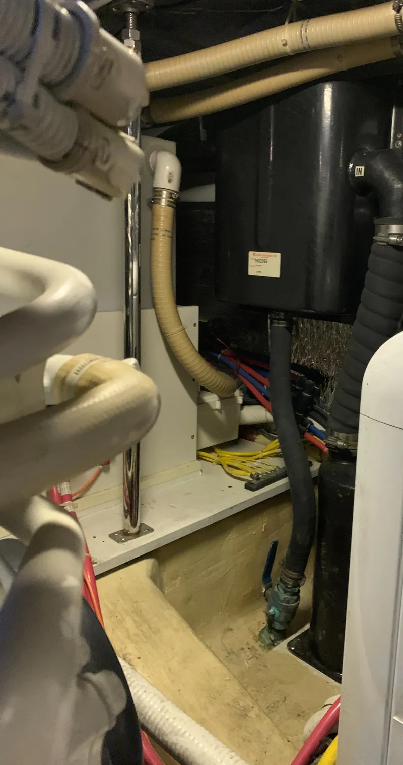 Slide: The Image of Carver 56 Voyager 2007 - 133